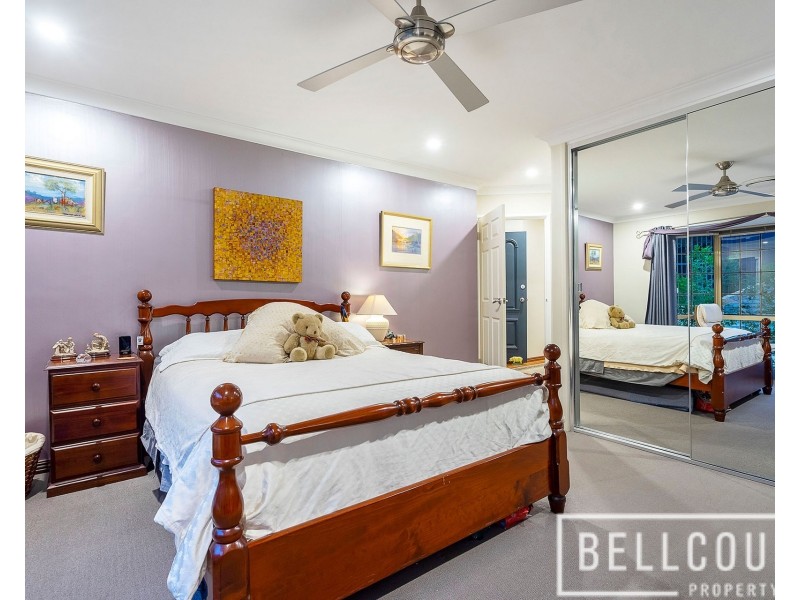 166 River Way, Salter Point WA 6152