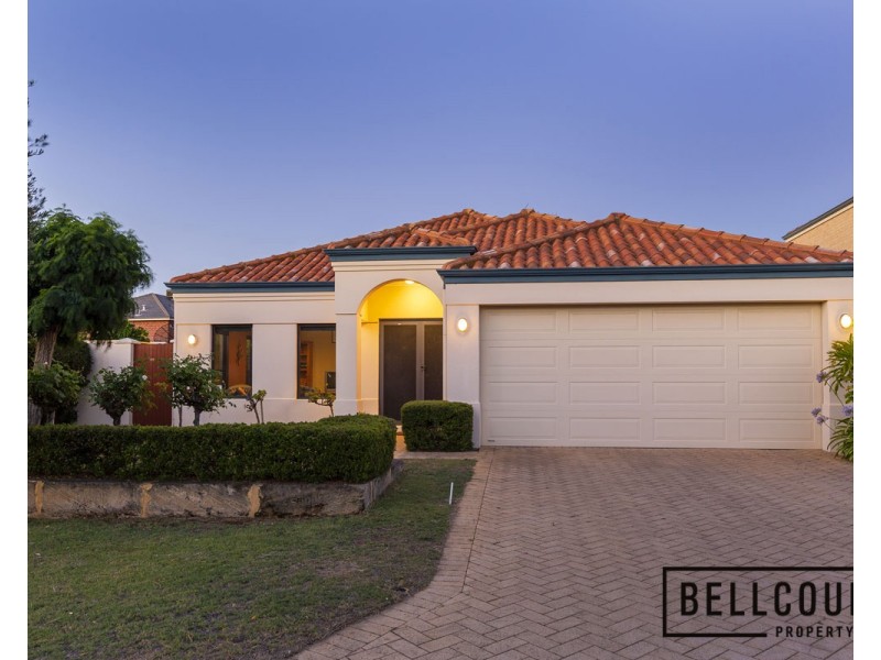 8 Wonil Way, Karawara WA 6152