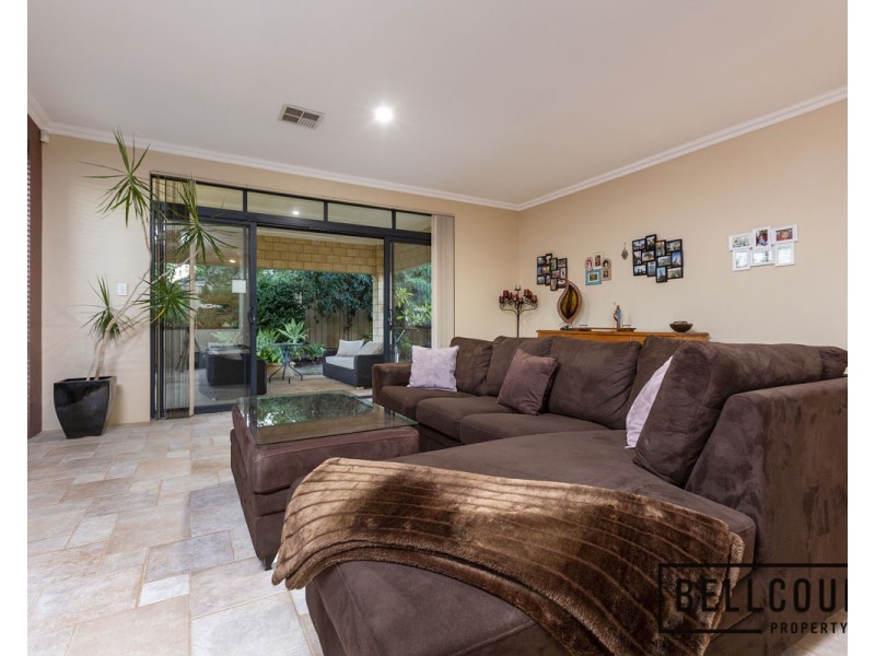 8 Wonil Way, Karawara WA 6152