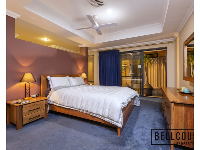 8 Wonil Way, Karawara WA 6152