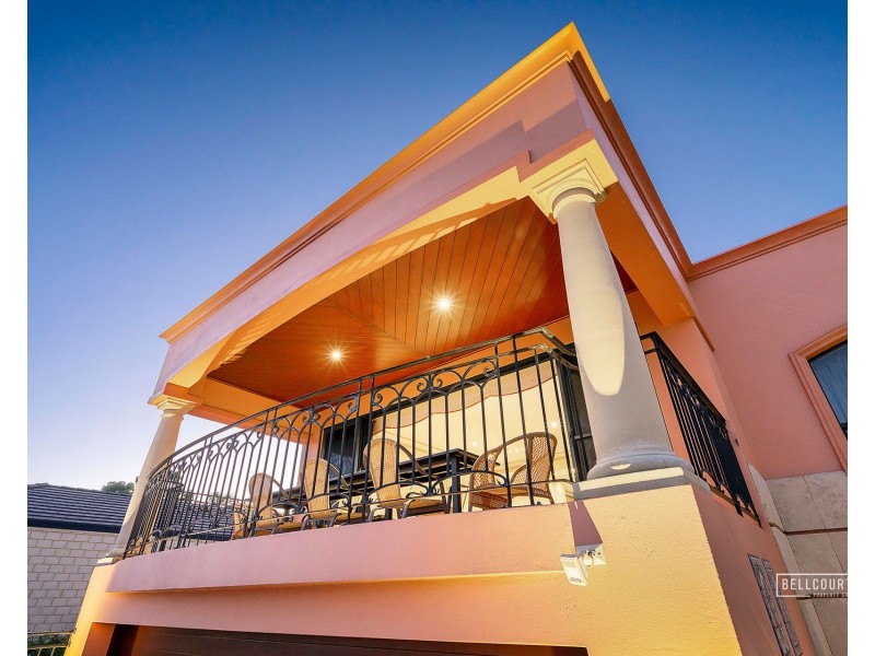 13 Salter Point Parade, Salter Point WA 6152