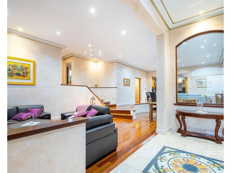 13 Salter Point Parade, Salter Point WA 6152