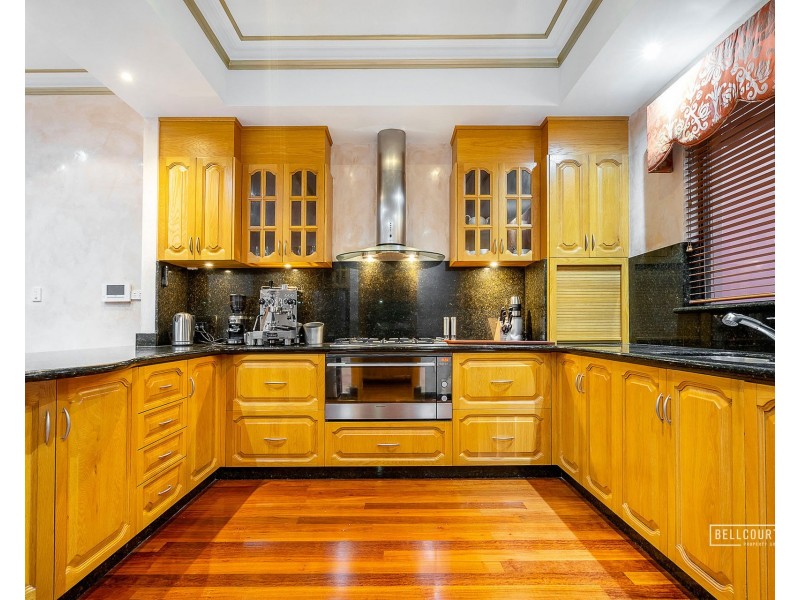 13 Salter Point Parade, Salter Point WA 6152