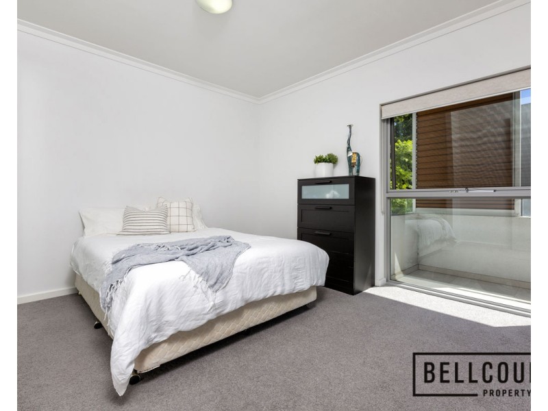 4/2 Rowe Avenue, Rivervale WA 6103