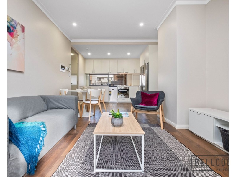 4/8 Halley Street, Innaloo WA 6018