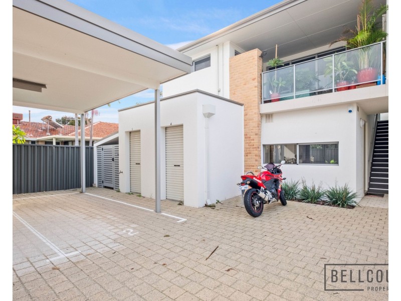4/8 Halley Street, Innaloo WA 6018