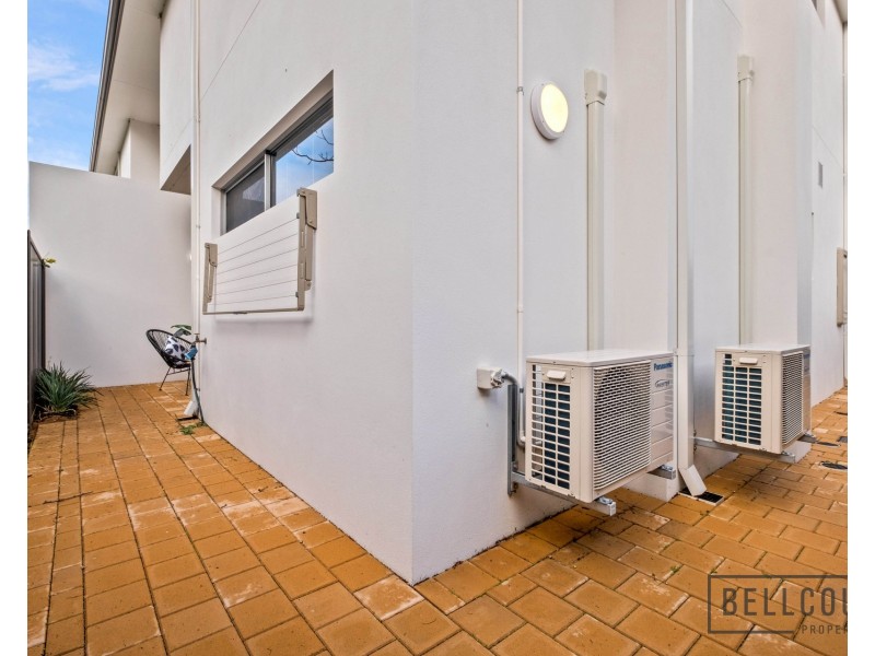 4/8 Halley Street, Innaloo WA 6018