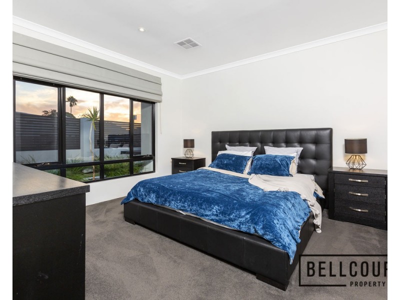 369 Hardey Road, Cloverdale WA 6105