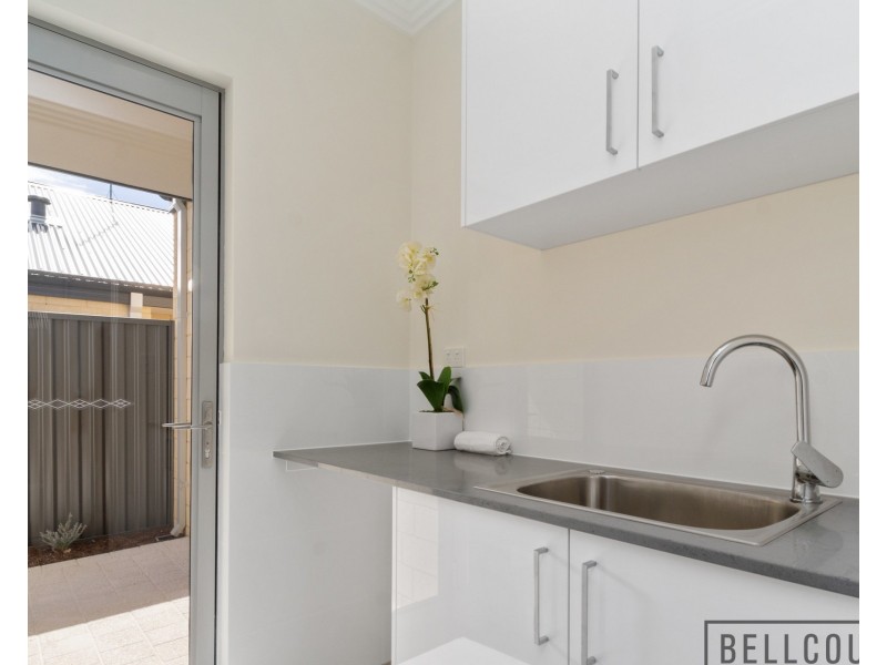 1-3/1 Nekaya Way, Duncraig WA 6023