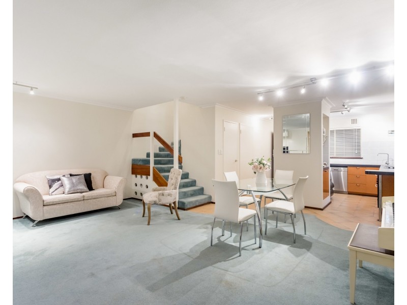 14/244 Mill Point Road, South Perth WA 6151