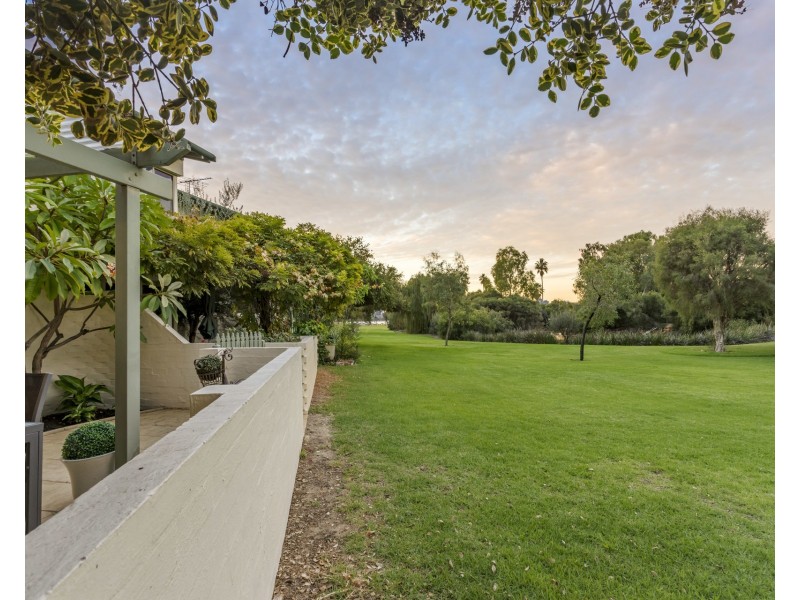 14/244 Mill Point Road, South Perth WA 6151