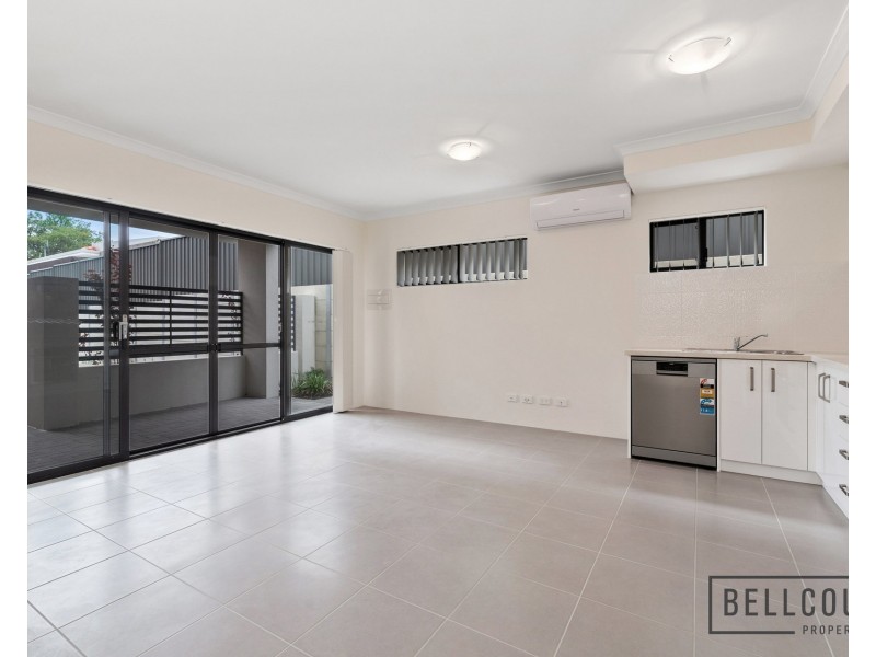 4 Kennerly Street, Cloverdale WA 6105