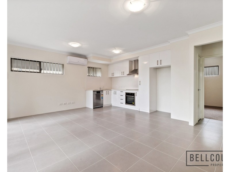 4 Kennerly Street, Cloverdale WA 6105