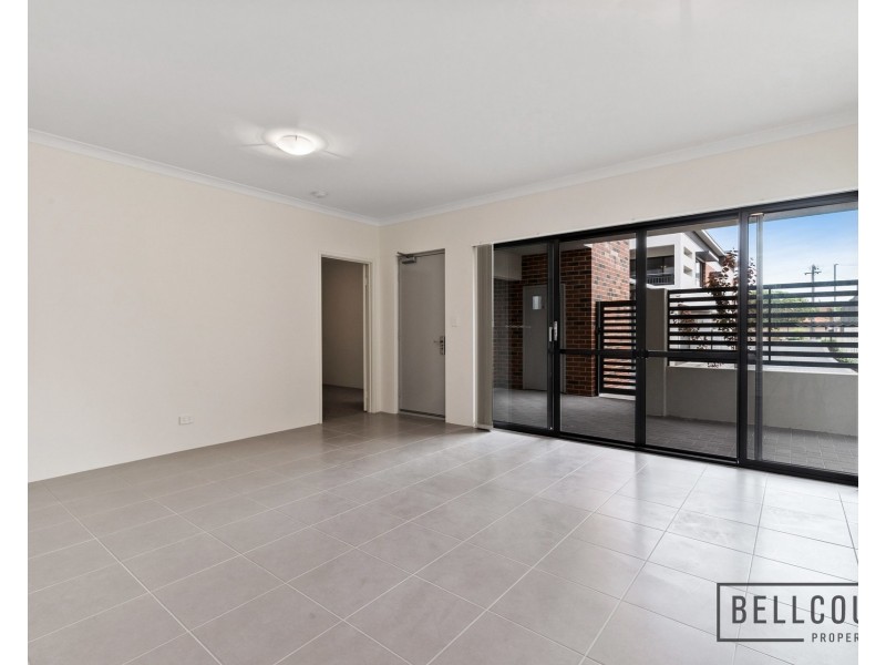 4 Kennerly Street, Cloverdale WA 6105