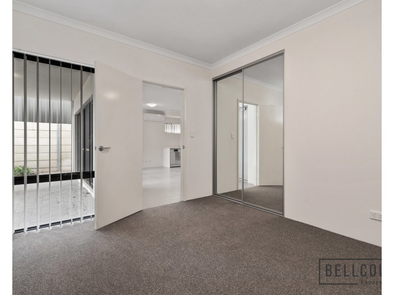 4 Kennerly Street, Cloverdale WA 6105