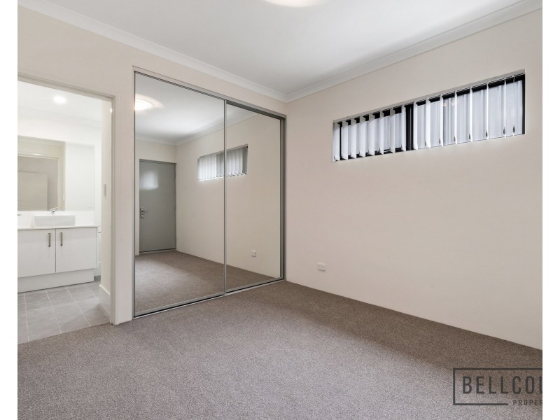 4 Kennerly Street, Cloverdale WA 6105