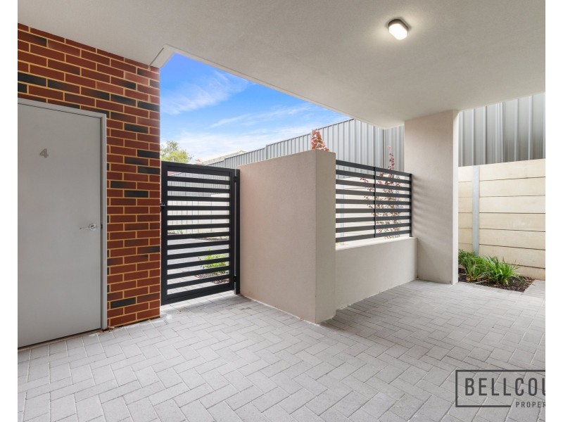 4 Kennerly Street, Cloverdale WA 6105