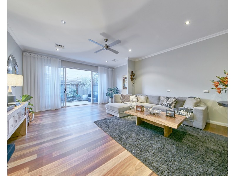 3 Philp Avenue, Como WA 6152