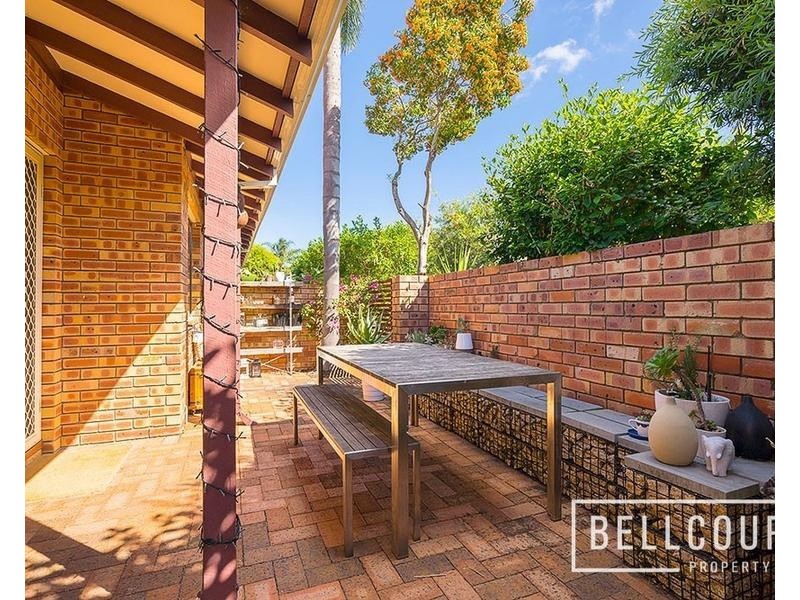 2/68 Mary Street, Como WA 6152