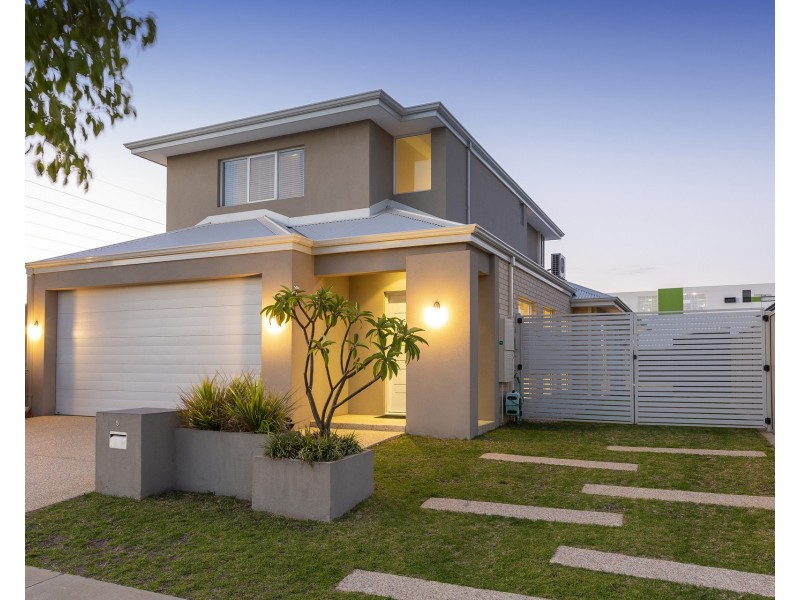 5 Fontina Way, Spearwood WA 6163