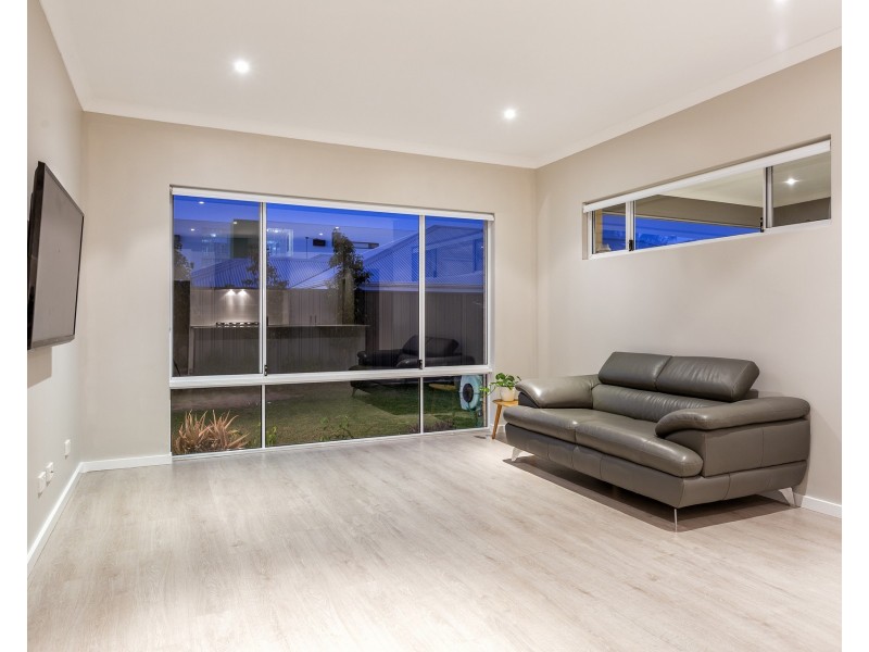 5 Fontina Way, Spearwood WA 6163