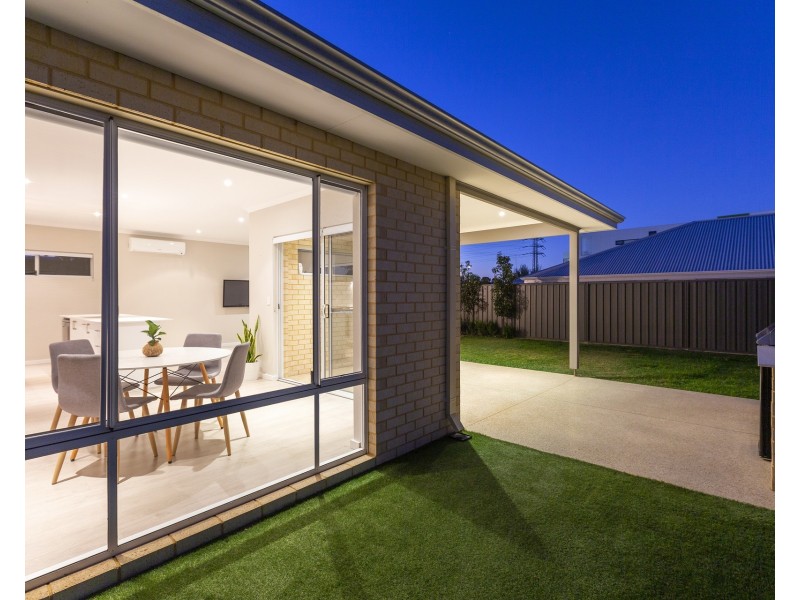 5 Fontina Way, Spearwood WA 6163