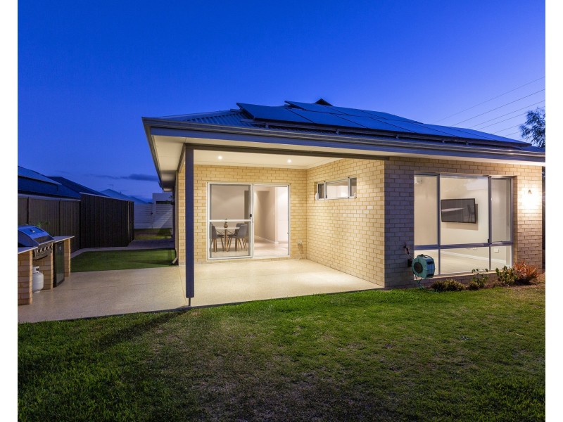 5 Fontina Way, Spearwood WA 6163