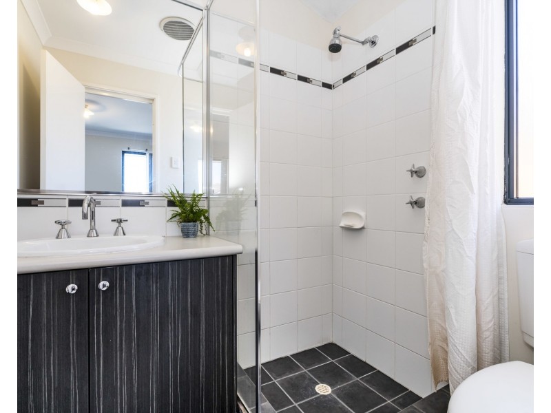 13 Antrim Way, Bertram WA 6167