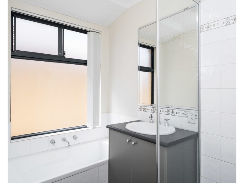 13 Antrim Way, Bertram WA 6167