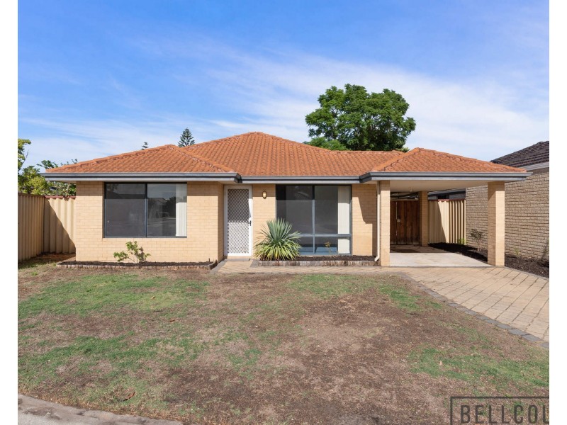 8 Courtland Crescent, Redcliffe WA 6104