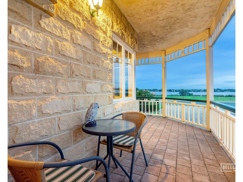 21 Fairview Gardens, Waterford WA 6152