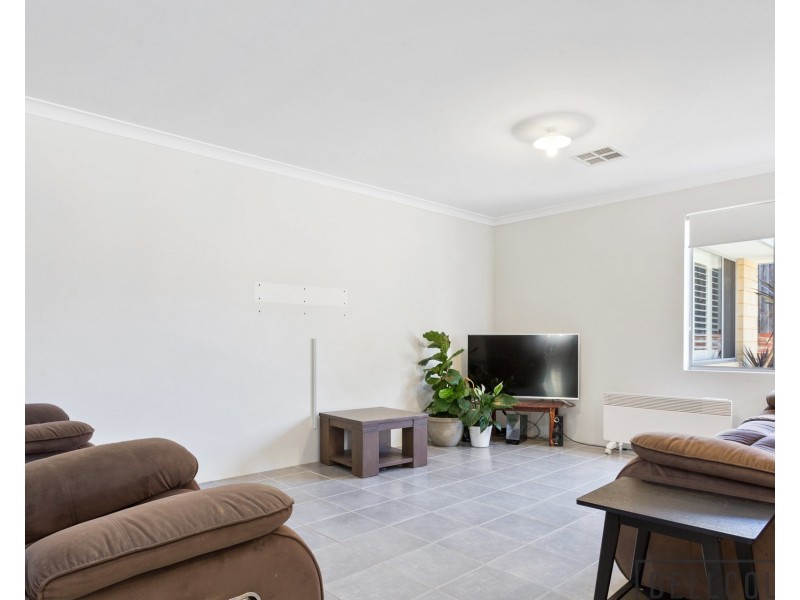4A Bassett Street, Willagee WA 6156