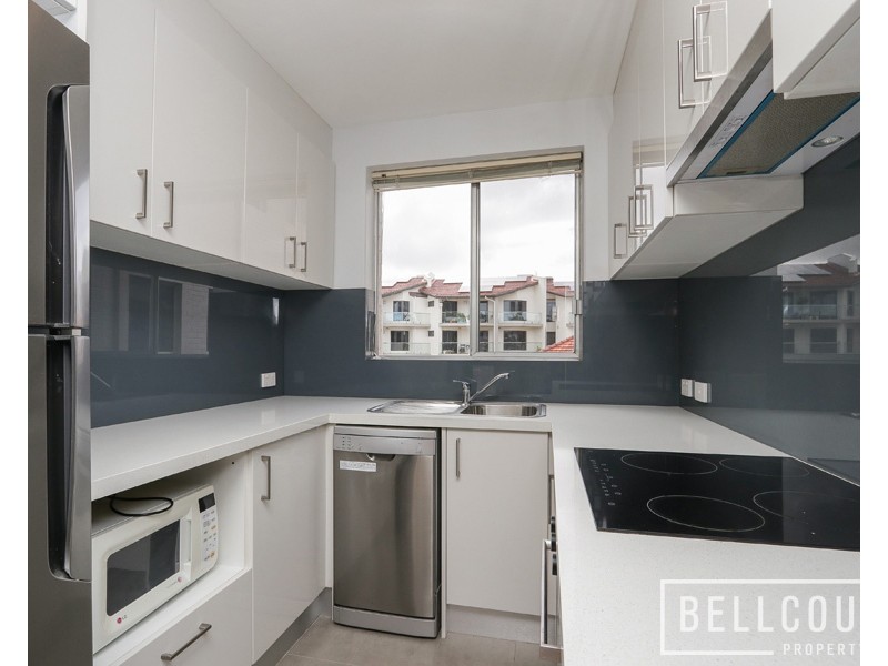 14/4 Comer Street, Como WA 6152