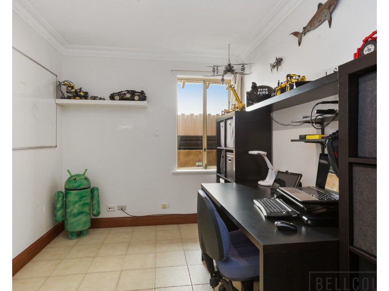 3 Grover Court, Leeming WA 6149