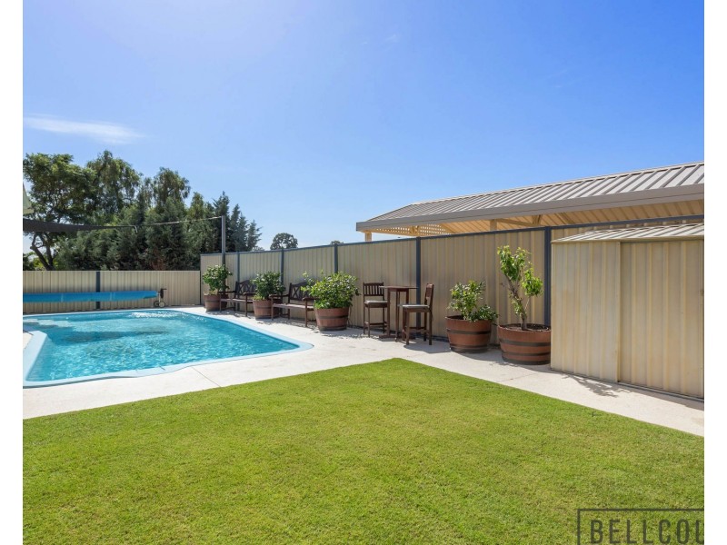 3 Grover Court, Leeming WA 6149