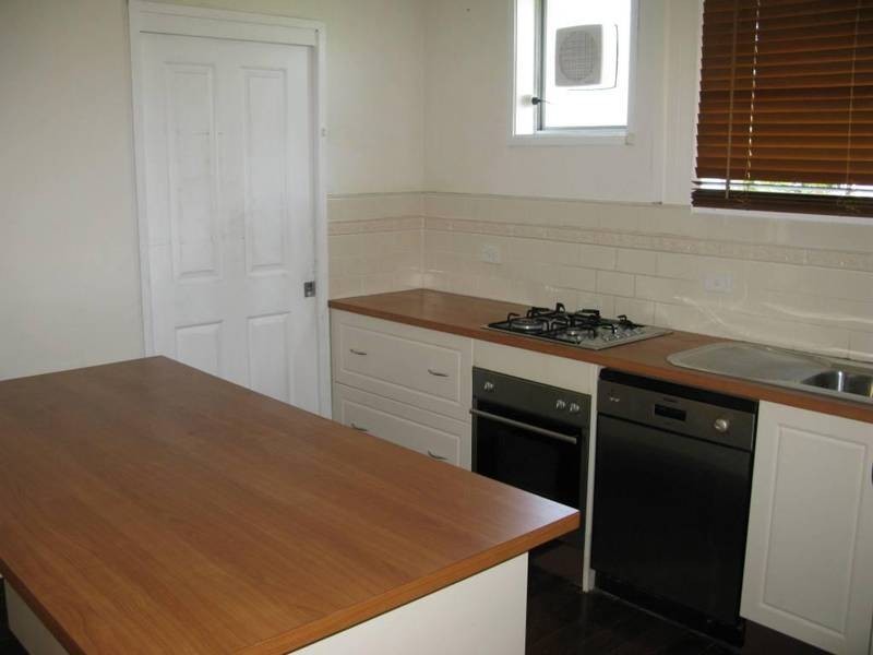 41 GORDON AVE, Hamilton NSW 2303