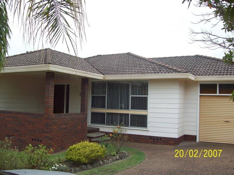 8 DAN CLOSE, Lambton NSW 2299