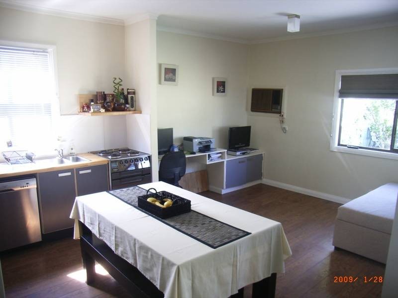 15 Park Street, Hamilton South NSW 2303