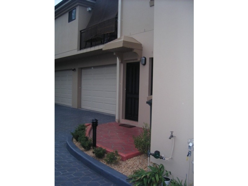 2/74-76 CLEARY ST, Hamilton NSW 2303