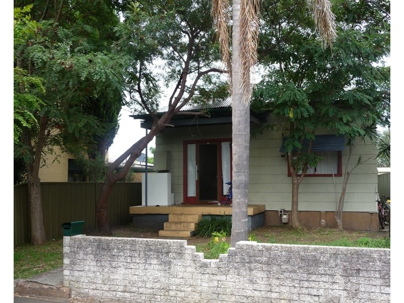 36 Phoebe Street, Islington NSW 2296