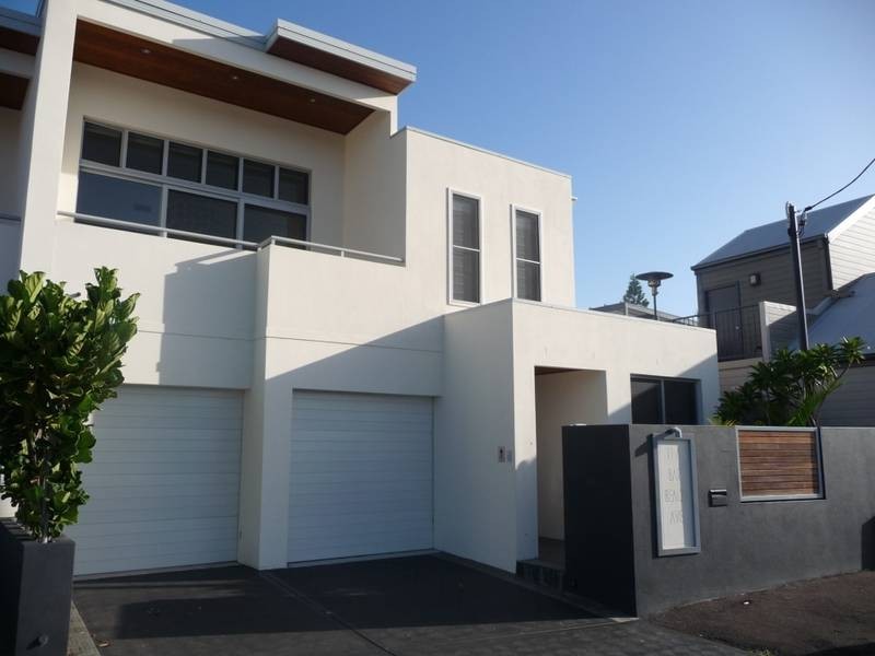 11A Bar Beach Avenue, Bar Beach NSW 2300
