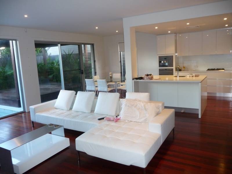 11A Bar Beach Avenue, Bar Beach NSW 2300