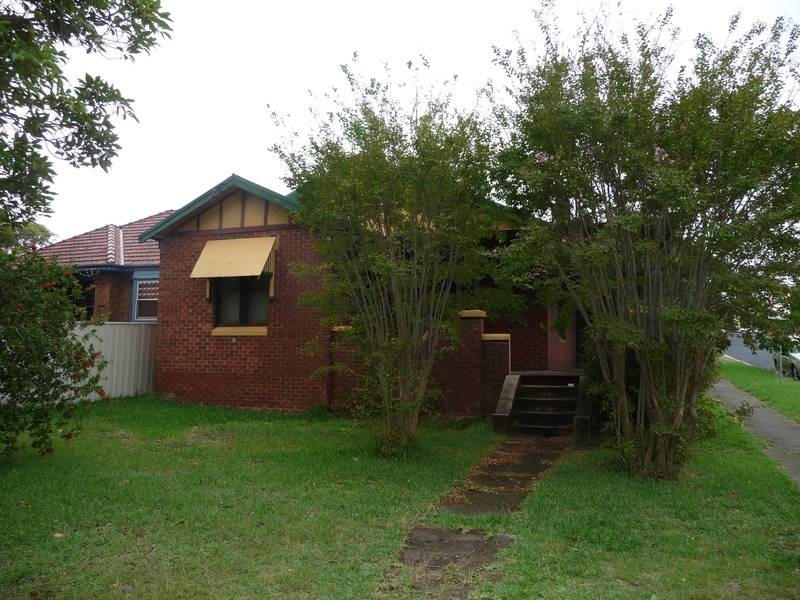 247 Maitland Road, Mayfield NSW 2304