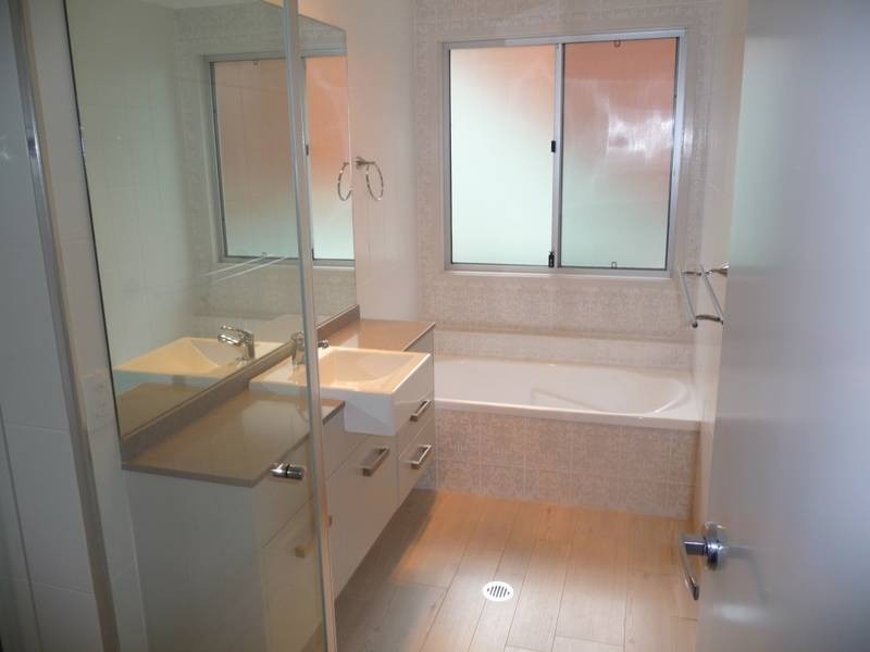 25 Cameron Street, Hamilton NSW 2303