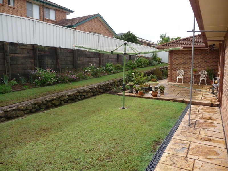 14 Ulverston Way, Lakelands NSW 2282