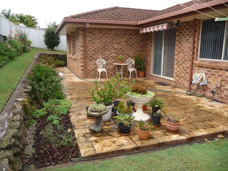 14 Ulverston Way, Lakelands NSW 2282