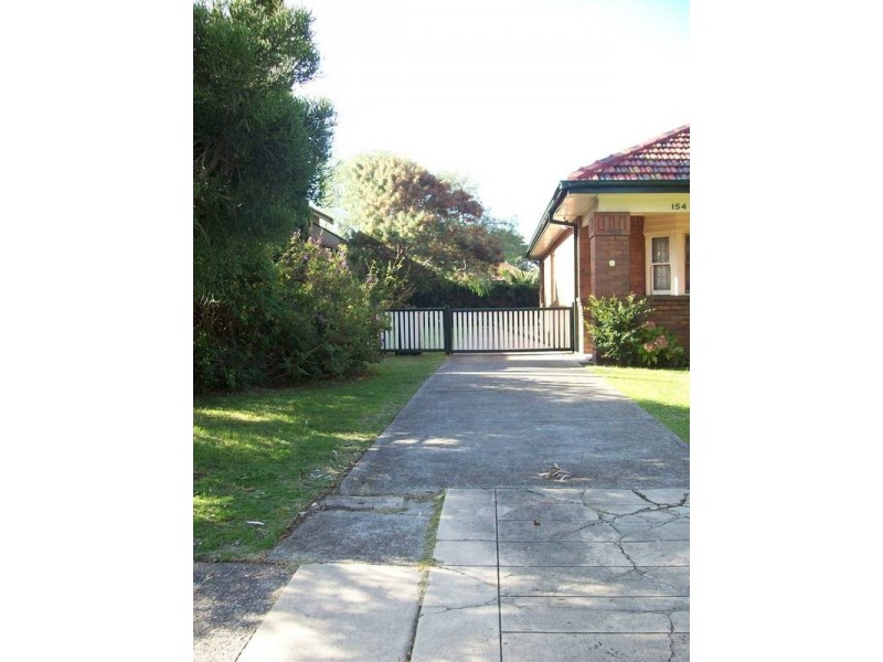 154 PARKWAY AVE, Hamilton South NSW 2303