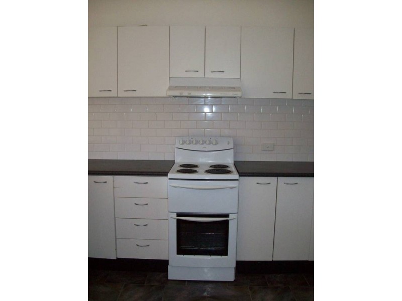 154 PARKWAY AVE, Hamilton South NSW 2303