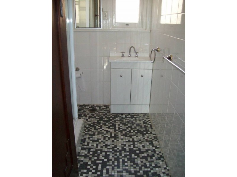 154 PARKWAY AVE, Hamilton South NSW 2303