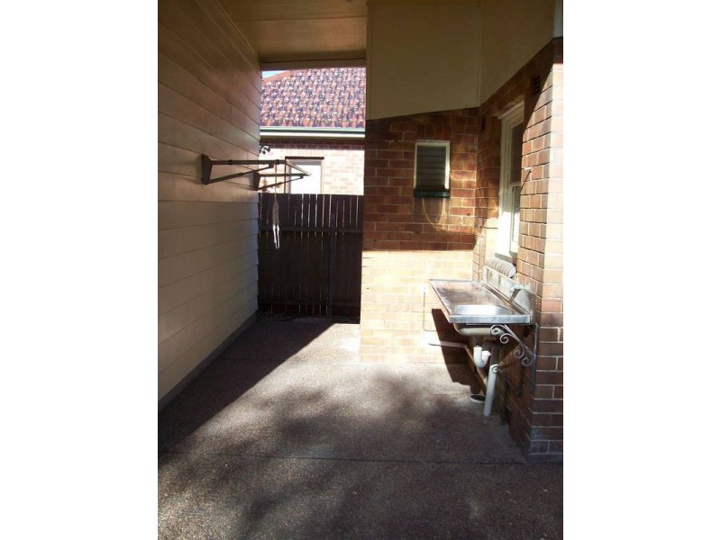154 PARKWAY AVE, Hamilton South NSW 2303